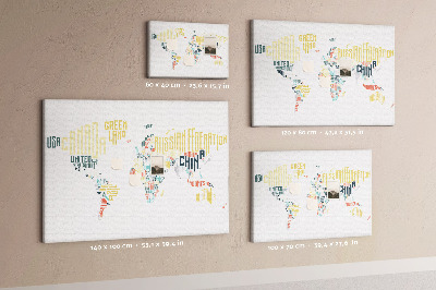 Tablero de anuncios Mapa del mundo con los nombres de los países en palabras.