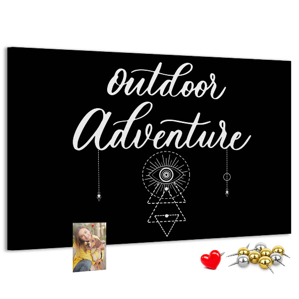 Tablero de anuncios con diseño de aventura al aire libre y símbolos