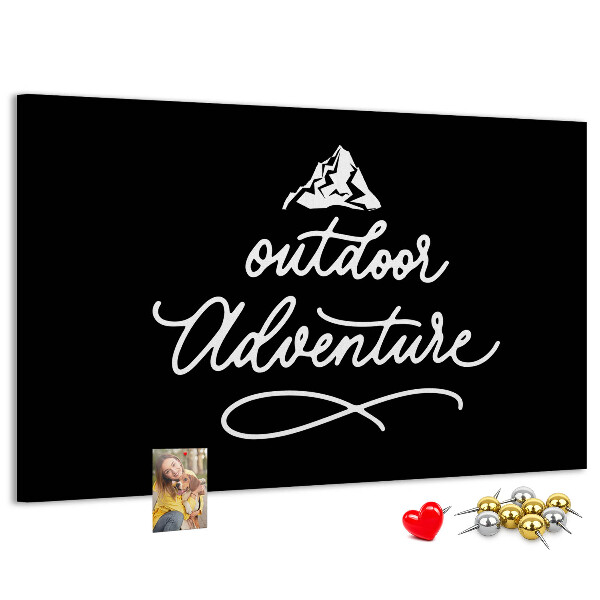 Tablero de corcho decorado Aventuras de montaña al aire libre y en plena naturaleza.