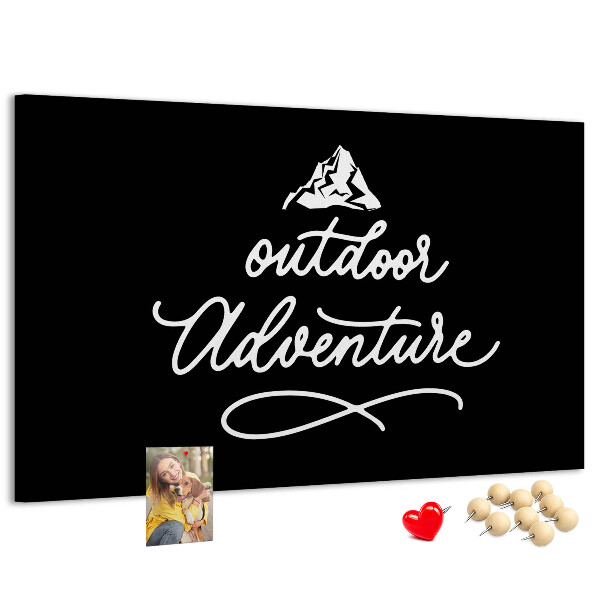 Tablero de corcho decorado Aventuras de montaña al aire libre y en plena naturaleza.