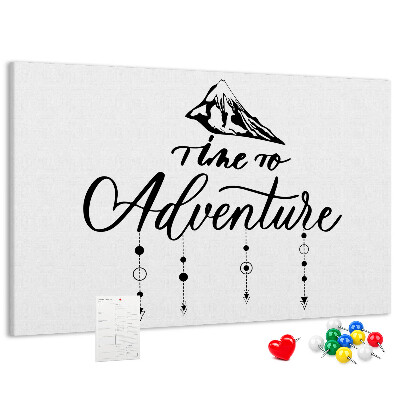 Tablero de corcho decorado diseño con temática de aventuras en la montaña