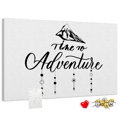 Tablero de corcho decorado diseño con temática de aventuras en la montaña
