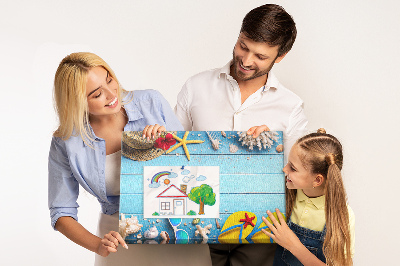 Tablero de anuncios con temática de vacaciones de verano en la playa y accesorios