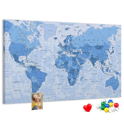 Pizarra de corcho Mapa del mundo en tonos azules.