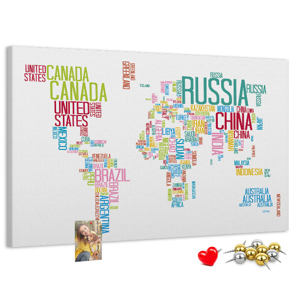 Tablero de anuncios Mapa del mundo con los nombres de los países en colores.