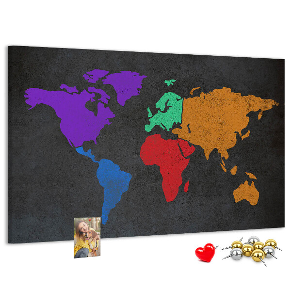 Pizarra de corcho mapa del mundo colorido sobre fondo oscuro