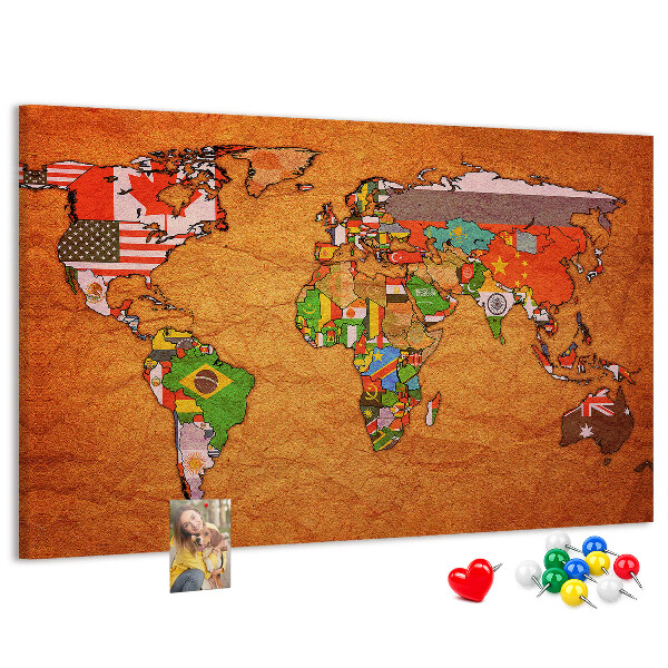 Tablero de anuncios mapa del mundo con banderas de países