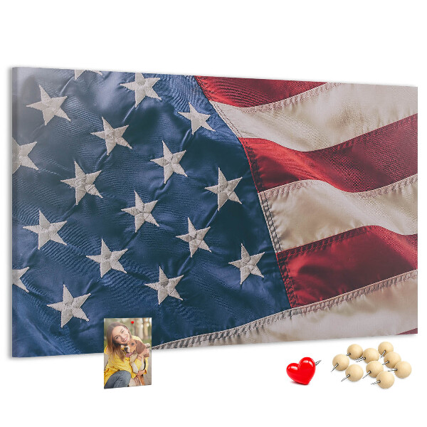 Tablero de corcho decorado Bandera estadounidense con estrellas prominentes.