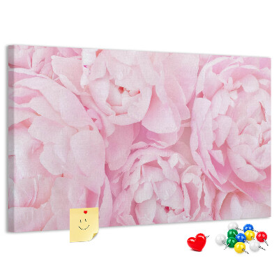 Tablero de anuncios con diseño de peonías rosas en un tono delicado