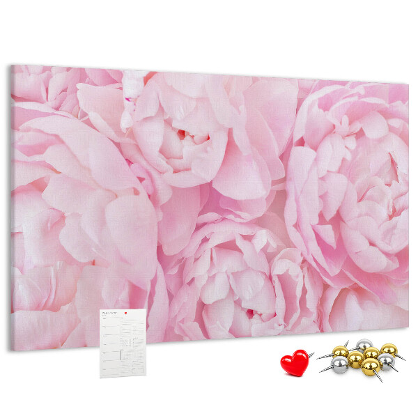 Tablero de anuncios con diseño de peonías rosas en un tono delicado