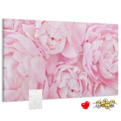 Tablero de anuncios con diseño de peonías rosas en un tono delicado