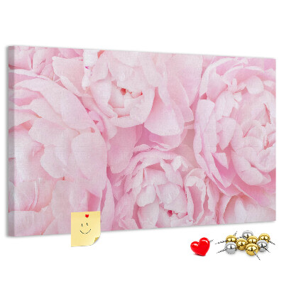 Tablero de anuncios con diseño de peonías rosas en un tono delicado