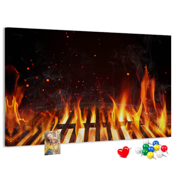 Pizarra de corcho con diseño de parrilla y fuegos ardientes