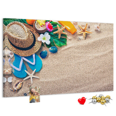 Tablero de anuncios recuerdos de verano en la playa con accesorios