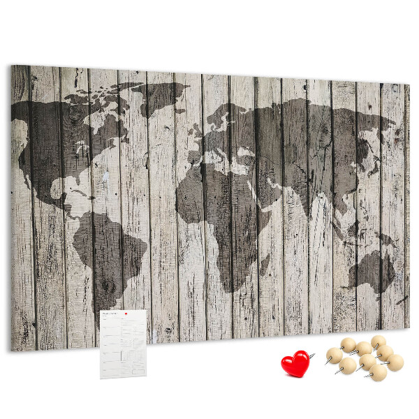 Tablero de corcho decorativo diseño de mapamundi sobre fondo de tablas de madera