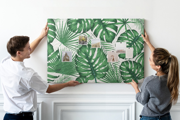 Pizarra de corcho con diseño de hojas de plantas tropicales verdes