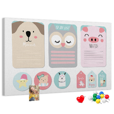 Pizarra de corcho con diseño de cuadernos coloridos y animales
