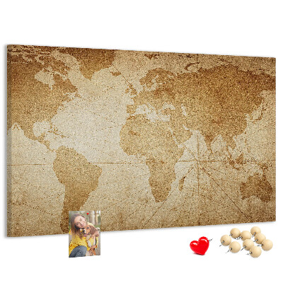 Pizarra de corcho mapa del mundo antiguo sobre fondo marrón