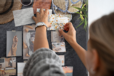 Tablero de anuncios con diseño de ambiente veraniego y accesorios de playa