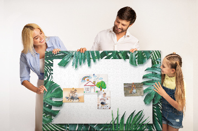 Tablero de anuncios diseño de hojas verdes estilo tropical