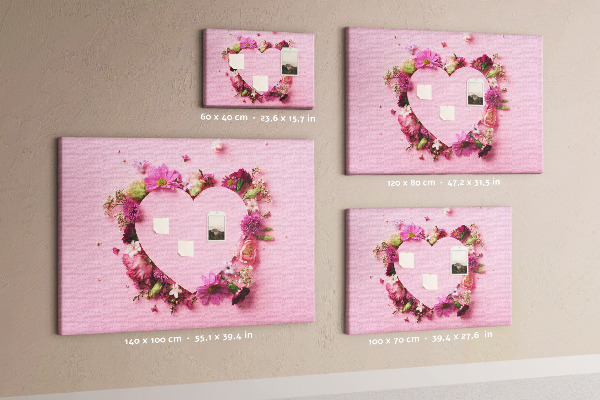 Pizarra de corcho con diseño de corazón estampado floral