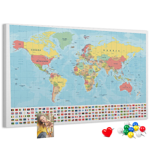 Tablero de anuncios mapa del mundo con banderas de colores