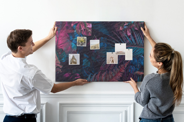 Tablero de corcho decorativo con diseño de hojas tropicales en colores intensos