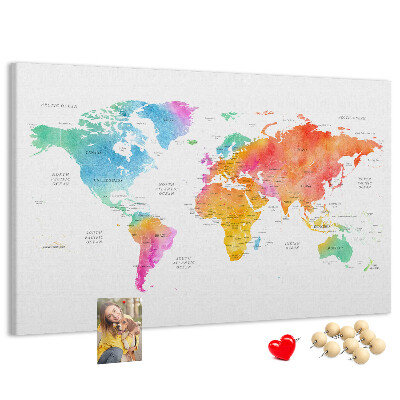 Tablero de corcho decorado con diseño de mapa del mundo en acuarela