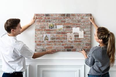 Tablero de anuncios con diseño de muro de ladrillo en acabado natural