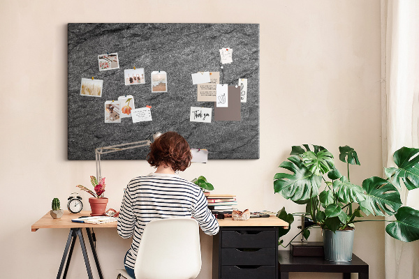 Tablero de corcho decorado con textura de piedra en tonos grises