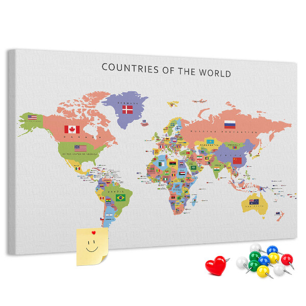 Pizarra de corcho con mapas del mundo y países marcados