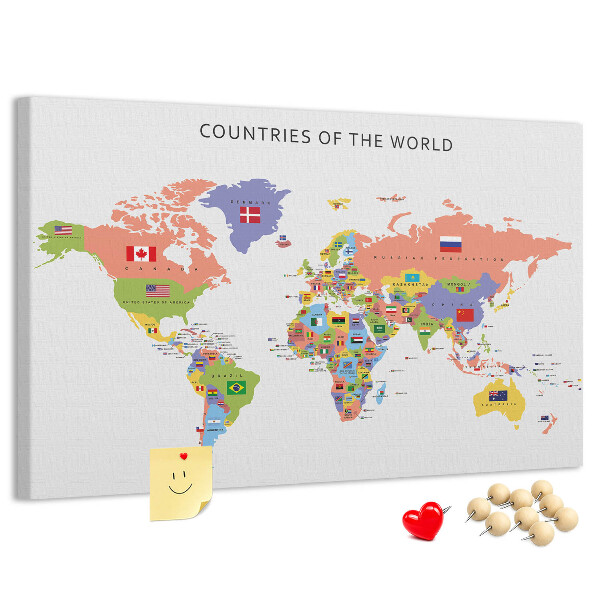 Pizarra de corcho con mapas del mundo y países marcados