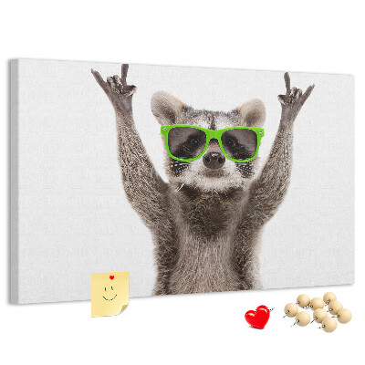 Tablero de anuncios Mapache loco con gafas verdes