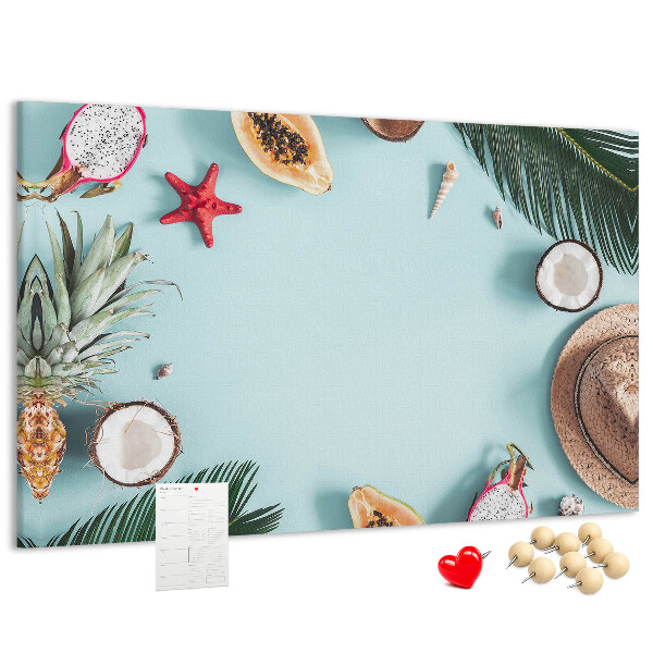 Pizarra de corcho con diseño de frutas tropicales y accesorios de playa