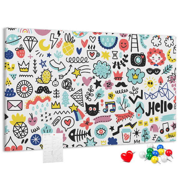 Tablero de anuncios con diseños coloridos de motivos dibujados