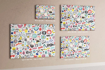 Tablero de anuncios con diseños coloridos de motivos dibujados