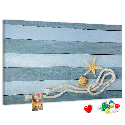 Pizarra de corcho con diseño de paisaje marino con conchas y cuerda