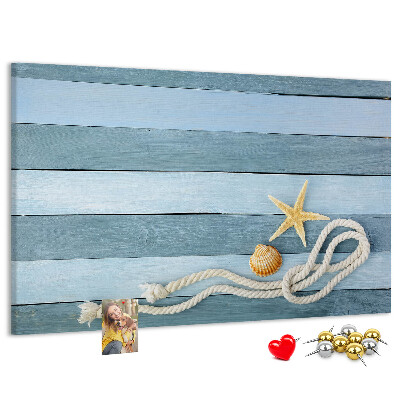 Pizarra de corcho con diseño de paisaje marino con conchas y cuerda