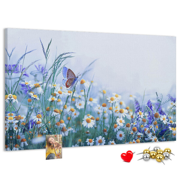 Tablero de corcho decorativo con diseño de pradera con mariposa y flores