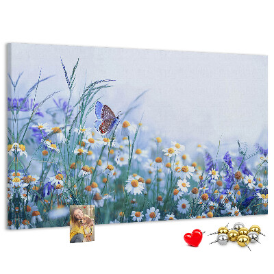 Tablero de corcho decorativo con diseño de pradera con mariposa y flores