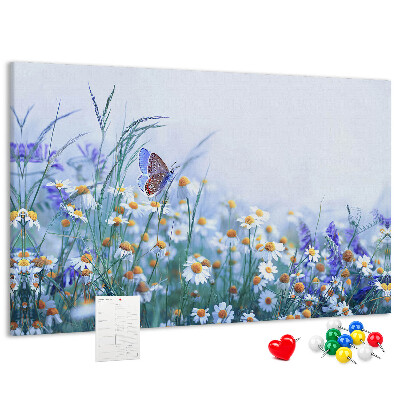 Tablero de corcho decorativo con diseño de pradera con mariposa y flores