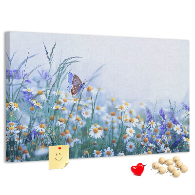 Tablero de corcho decorativo con diseño de pradera con mariposa y flores