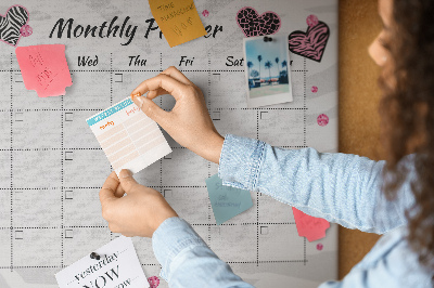 Tablero de anuncios planificador mensual con diseño de corazones y patrones