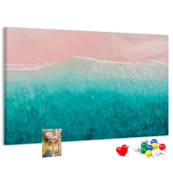Pizarra de corcho Olas del océano sobre un fondo rosa