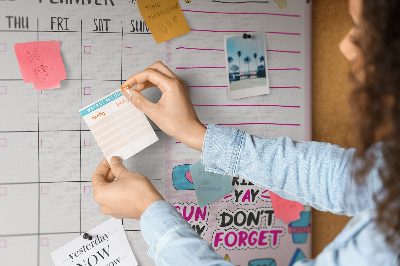 Tablero de corcho decorativo agenda mensual con motivos coloridos