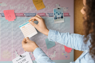 Tablero de anuncios agenda semanal con diseño de unicornios coloridos