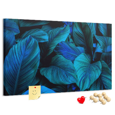 Tablero de anuncios hojas de color azul intenso