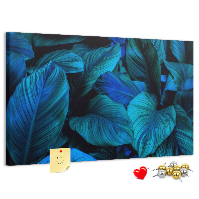 Tablero de anuncios hojas de color azul intenso