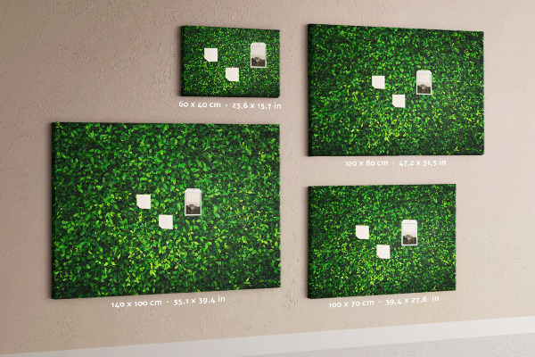 Tablero de anuncios con estampado de hojas verdes