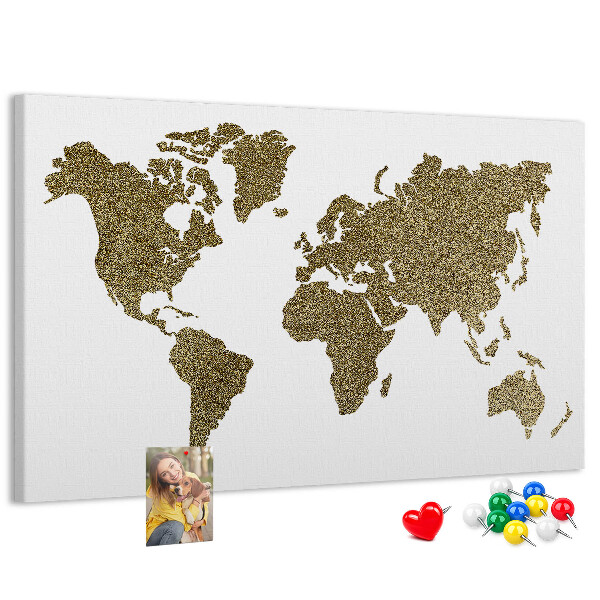 Tablero de corcho decorado mapa del mundo dorado sobre fondo blanco
